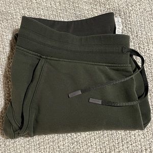 Lulu Lemon Sweat Pants/Joggers Dark Army Green